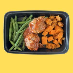 Meal #05-Meatloaf Turkey meatballs, sweet potatoes, green beans(GF,DF)